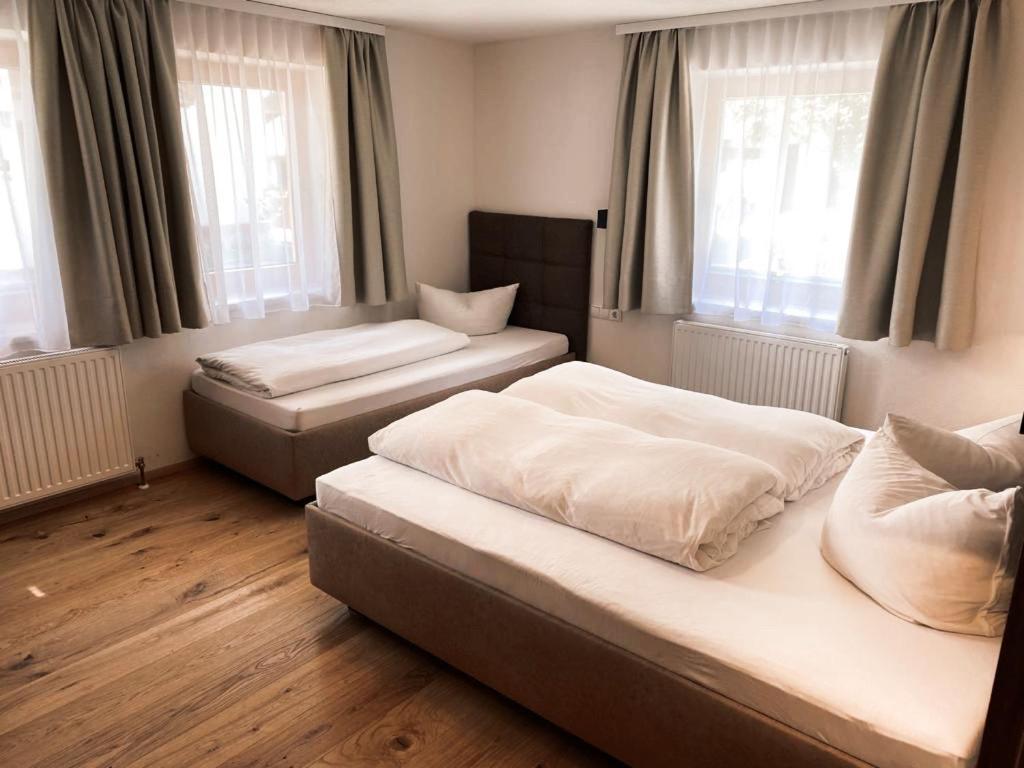 Ferienhaus Ragg カウナータール エクステリア 写真