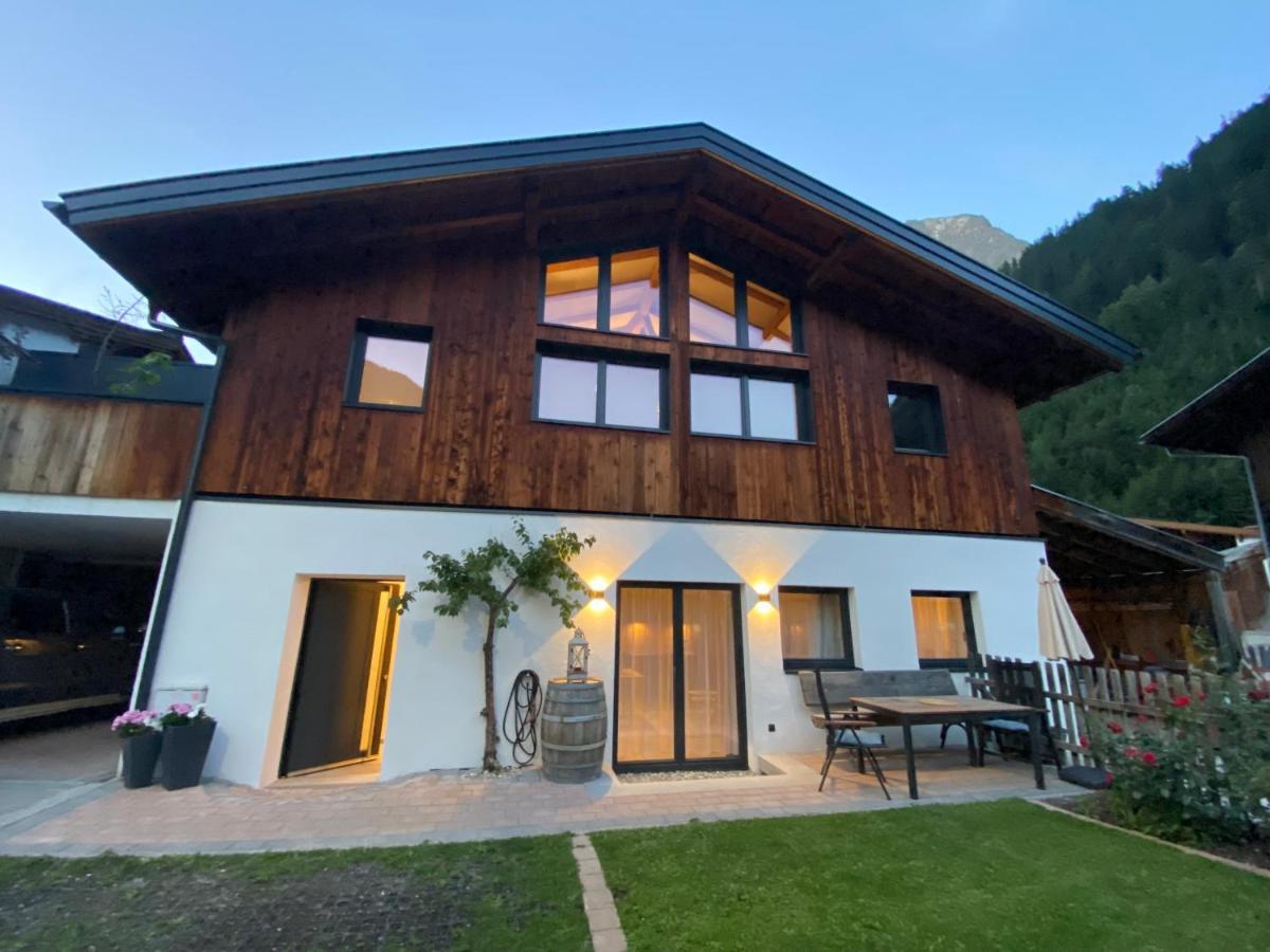 Ferienhaus Ragg カウナータール エクステリア 写真
