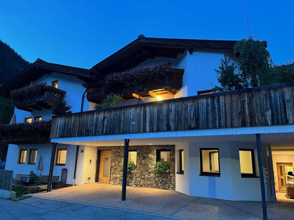 Ferienhaus Ragg カウナータール エクステリア 写真