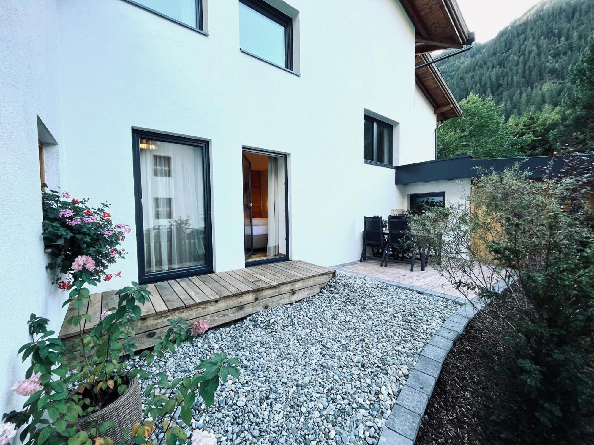 Ferienhaus Ragg カウナータール エクステリア 写真